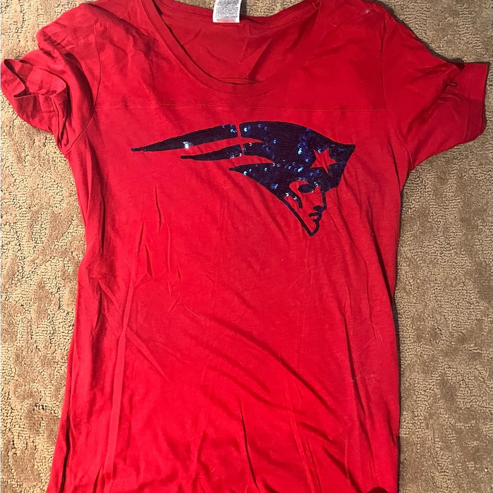 NE Patriots PINK t-shirt